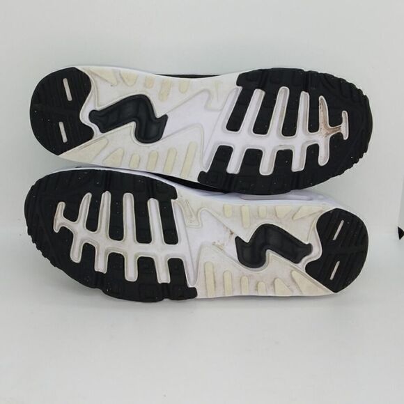 Nike Air Max 90 Ultra 2.0 Boys Pre-owned Black & White Sneakers - sz. 4 1/2Y - Picture 5 of 6